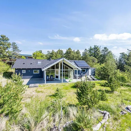 10 Person In Nørre Nebel