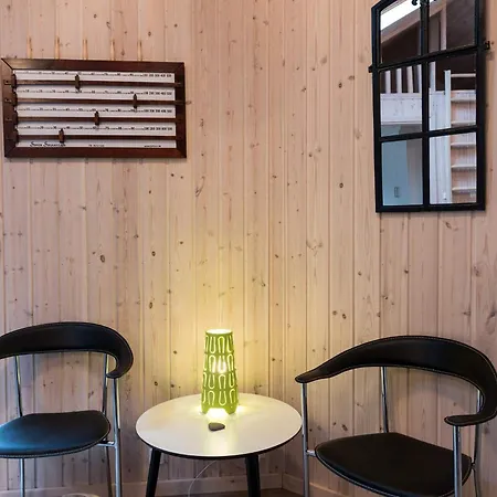 Vakantiehuis 10 Person In *