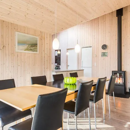 10 Person In Feriehus *