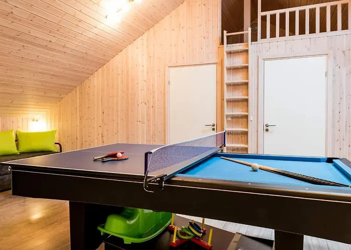 10 Person In * Nørre Nebel